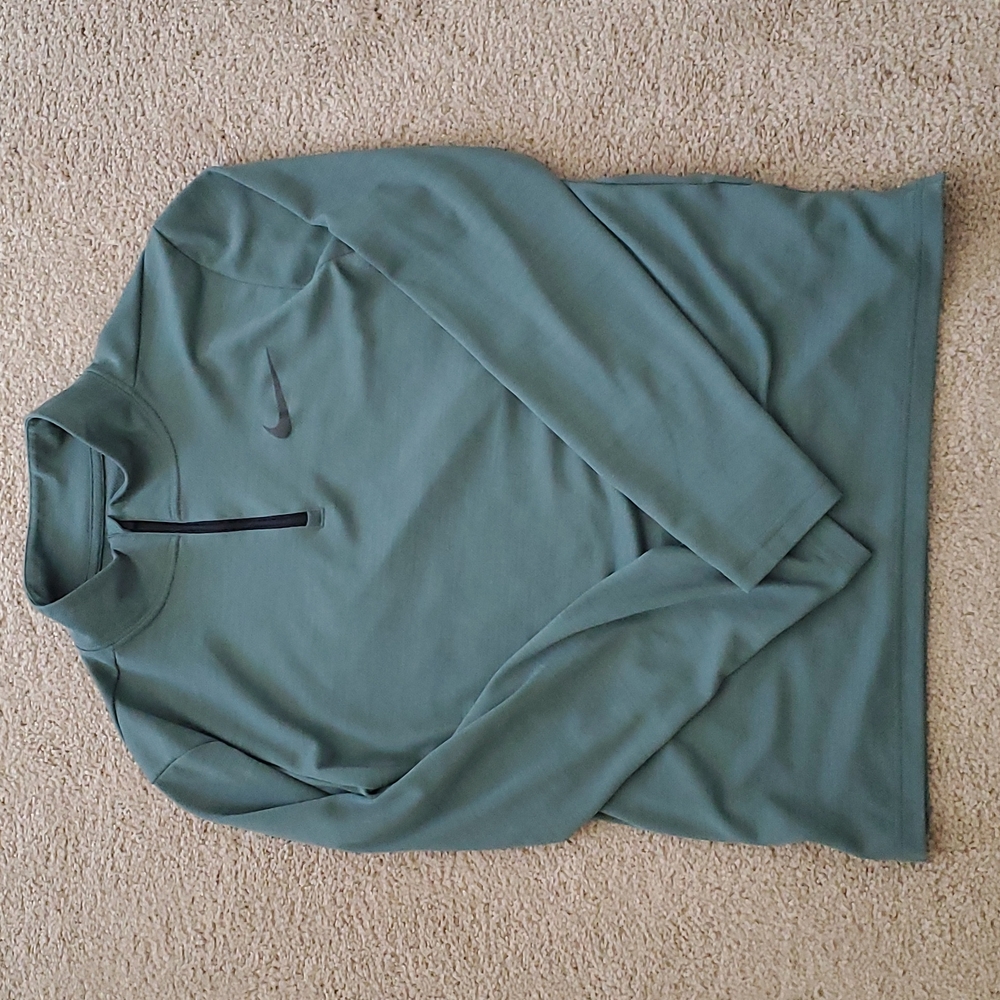 Men's 1/4 Zip Nike